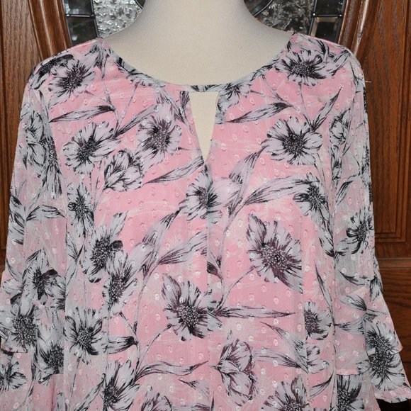 Sara Michelle Pink Charcoal & White Floral Two Layer Flutter Sleeve Sheer Blouse - Picture 3 of 9